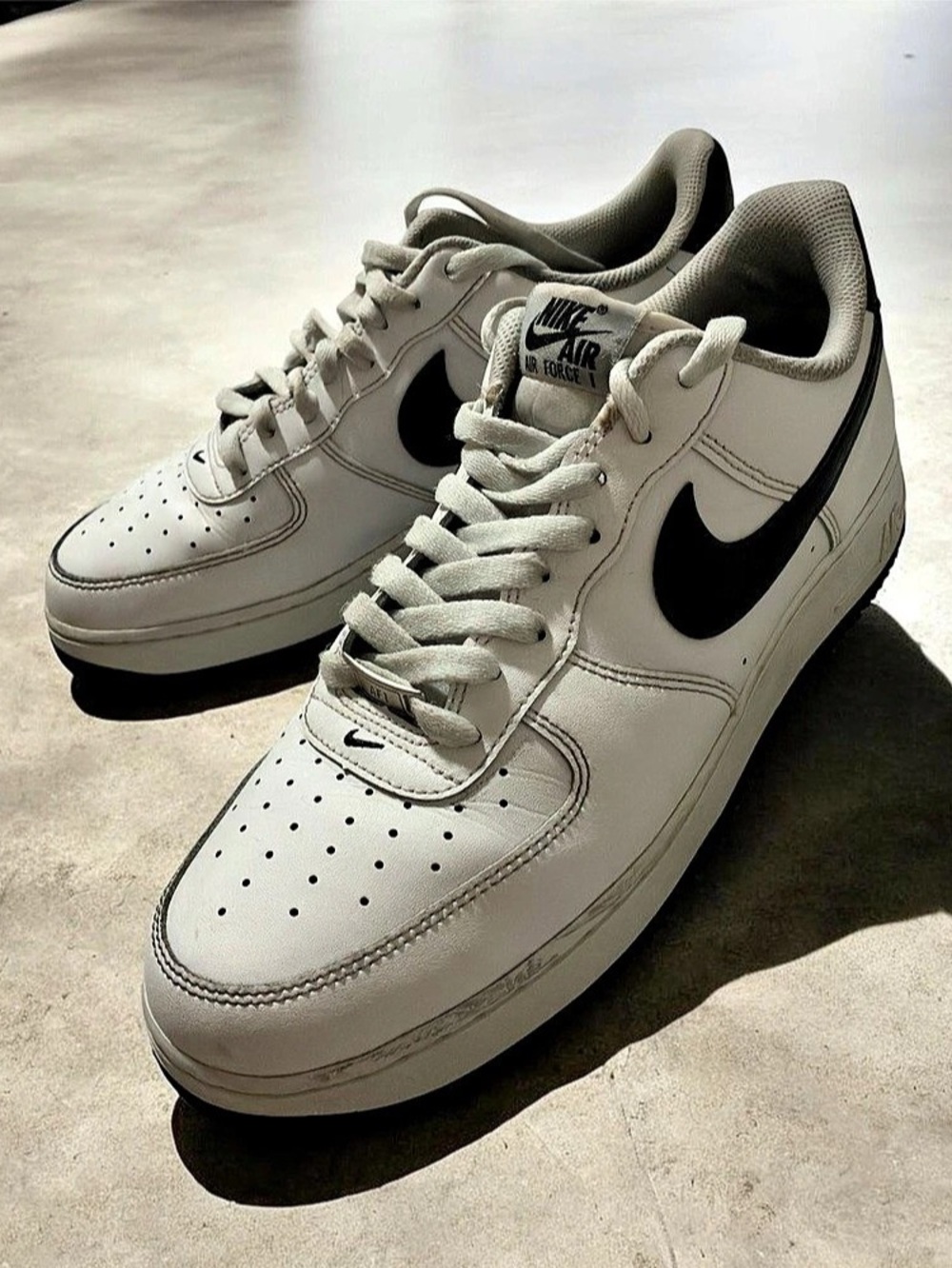 Nike Air Force 1 '07 Low White Black Sneakers